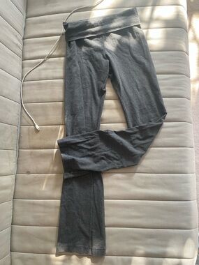 Brandy Melville mini flared pants